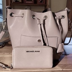 Michael Kors bag & wallet